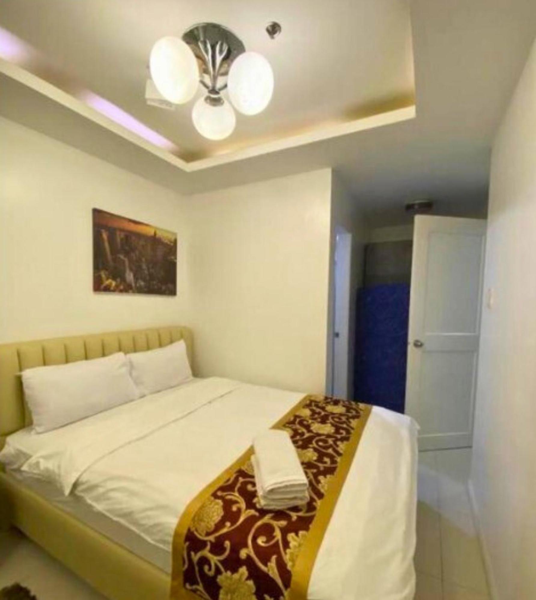 Near Us Embassy X Free Unlimited Pool, Massage & Sauna Access X Promo This Month! Explore Deluxe Studio W Balcony In Manila Perfectly Situated Near Naia Airport, Heart Of Manila Updated 2025 Price For Your Unforgettable Ultimate Staycation Experience Exterior photo